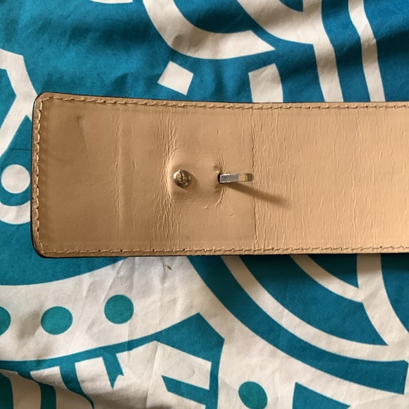 Banana Republic patent leather wide belt size medium. Black - Picture 6 of 10